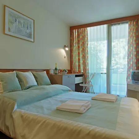 Hotel Venusz Siofok